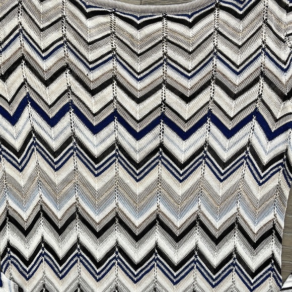 WHBM Blue Metallic Chevron Open Back Delicate Lightweight Open Knit Sweater-XS - Picture 5 of 11